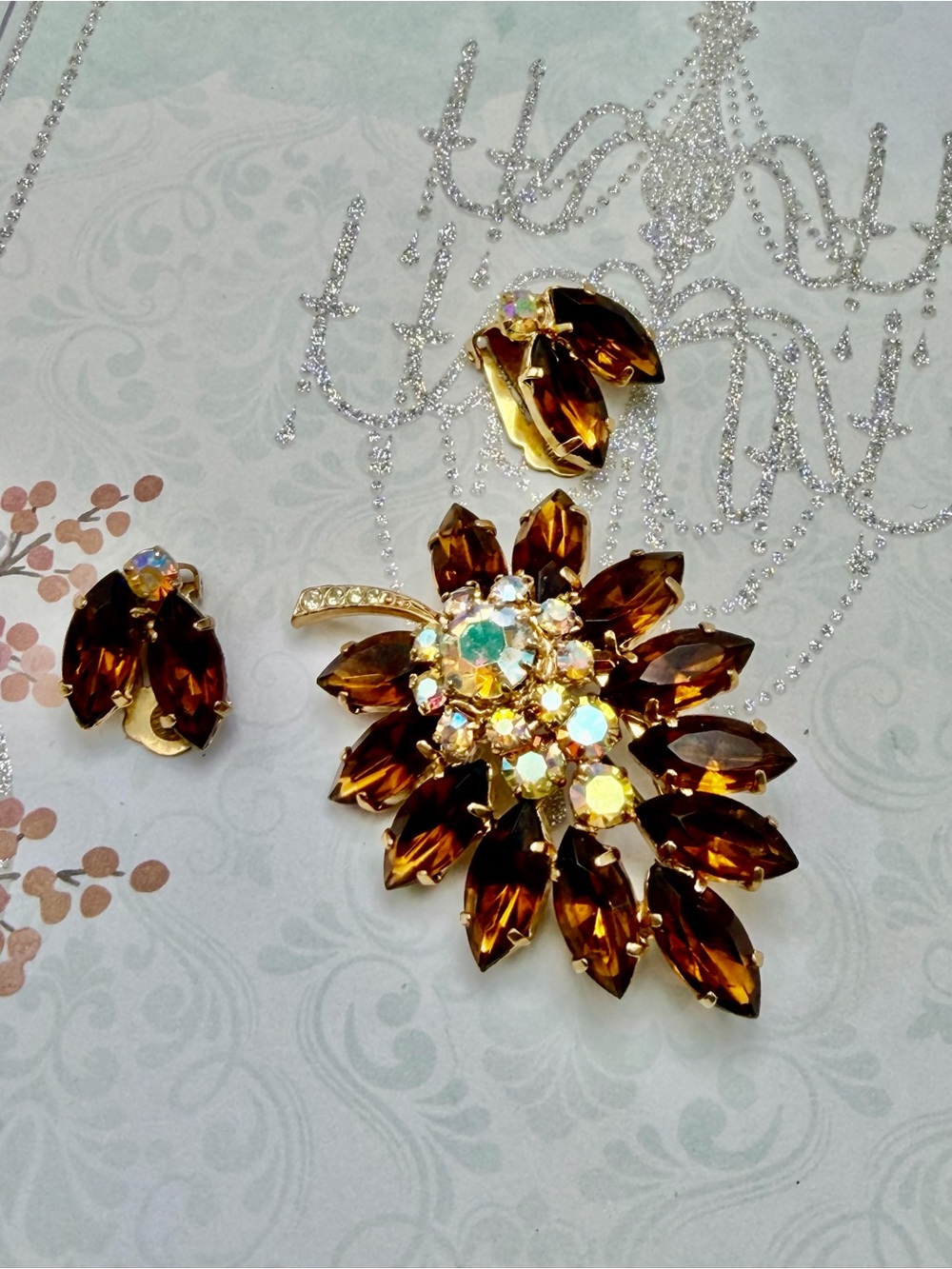 Vintage Rhinestone Cluster Brooch and Clip-On Earrings Set